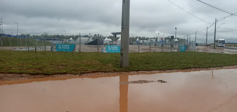 ESSAP desagota el Comité Olímpico inundado por las lluvias y falta de desagüe