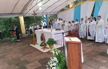 Misa central a la Virgen de Itacuá.