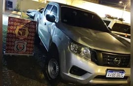 La camioneta Nissan Frontier que fue encontrada en poder de los ahora procesados.