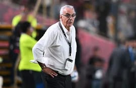 Jorge Fossati debutará como entrenador de la selección de Perú