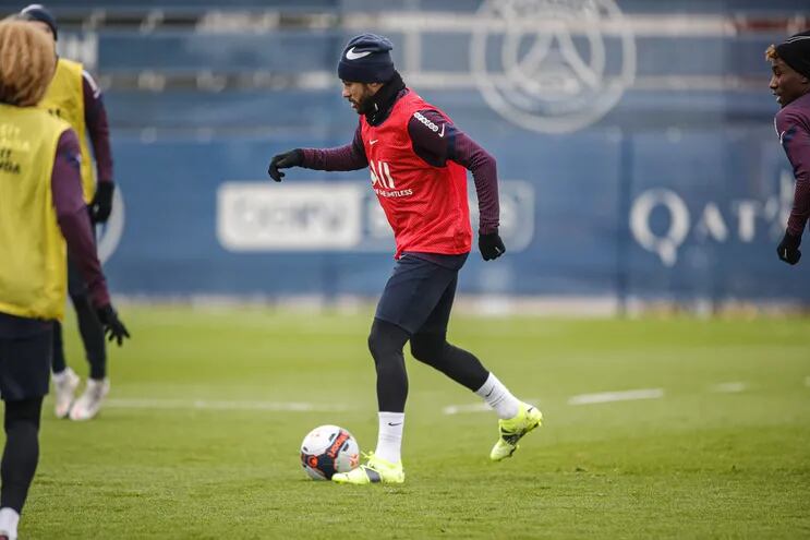 Neymar, durante los entrenamientos de este día.