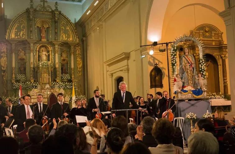 Este viernes 12 habrá un concierto de la OSCA en la Catedral Metropolitana de Asunción, bajo la dirección de Luis Szarana.