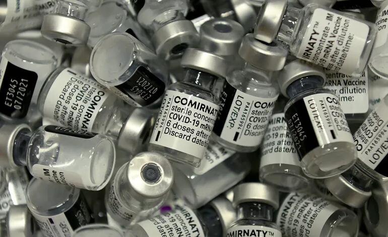 Dosis falsificadas de la vacuna de Pfizer-BioNTech fueron detectadas tras una investigación oficial.
