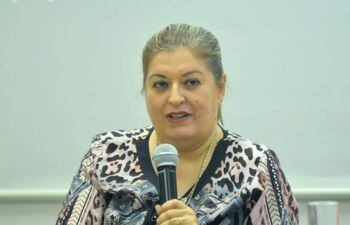 Sandra Quiñónez, fiscal general del Estado. Es denunciada por presunta frustración de la persecución.