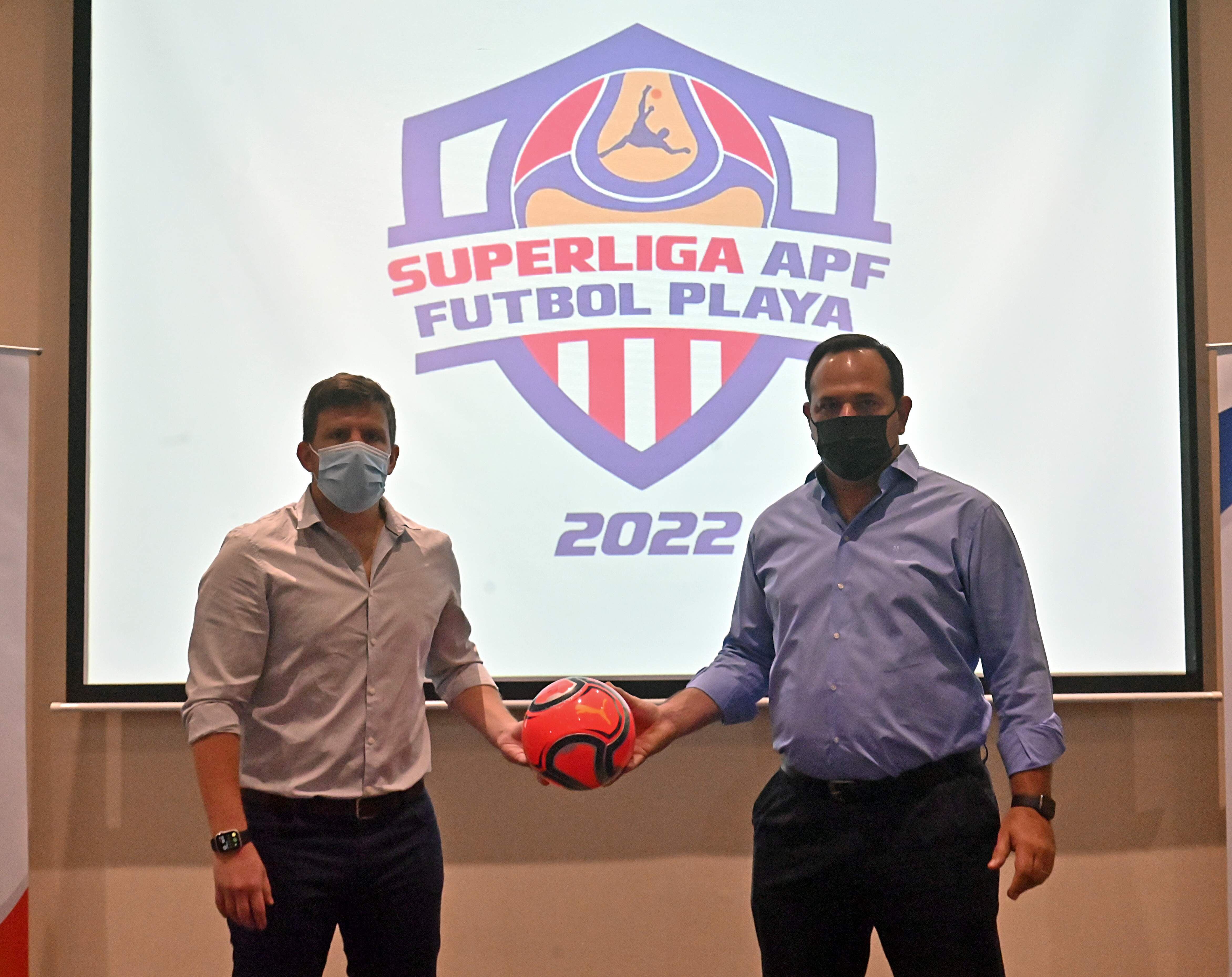 Iván Martínez y Torres ofrecieron detalles de la Superliga.