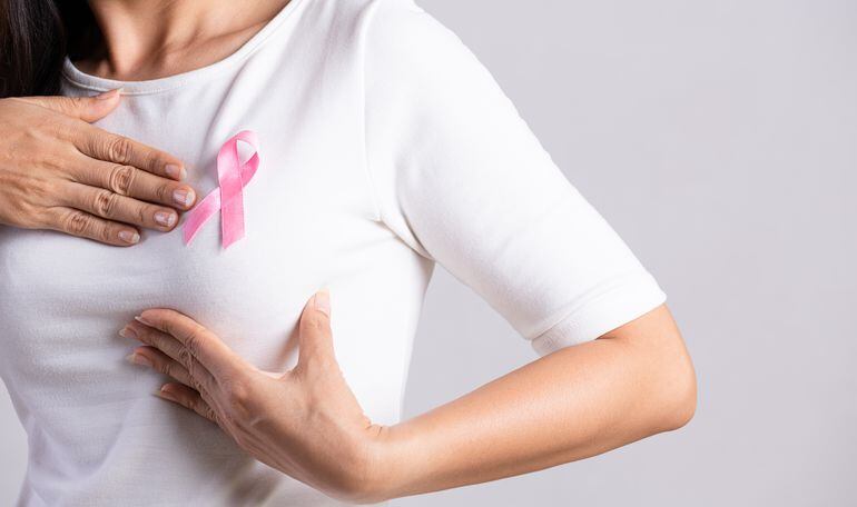 El tratamiento del cáncer de mama puede ser sumamente eficaz, con probabilidades de supervivencia del 90% o más altas, en particular cuando la enfermedad se detecta de forma temprana, remarca la OMS.