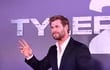 El actor australiano Chris Hemsworth posa para los fotógrafos en el estreno de "Tyler Rake 2", celebrado en Madrid. La película llegará a Netflix el próximo 16 de junio.