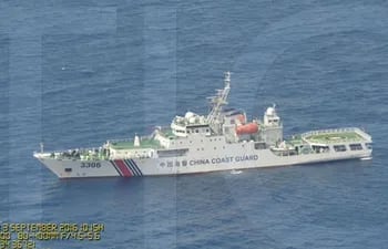 imagen-del-ministerio-de-defensa-de-filipinas-que-muestra-un-barco-chino-en-aguas-del-mar-de-china-efeq-215134000000-1497848.jpg