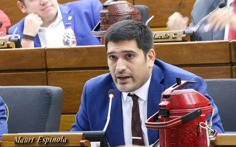 Mauricio Espínola, diputado por Capital (ANR).