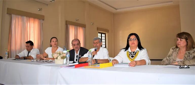 Fiscal pide desestimar denuncia contra miembros de la Contraloría Ciudadana de Paraguarí.