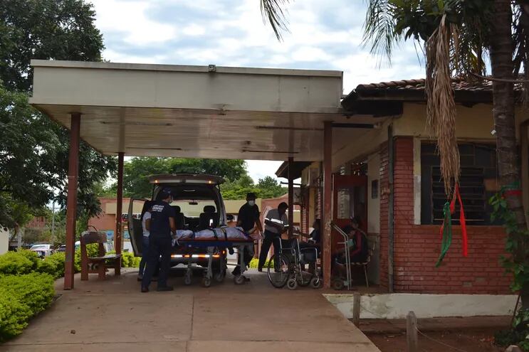 El pabellón de contingencia de San Ignacio no cuenta con terapia intensiva.