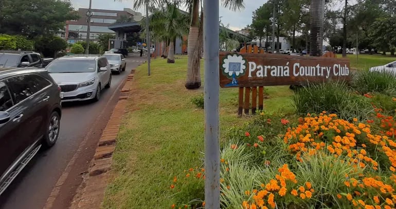 La intimación para el pago del impuesto inmobilario llegará en todos los sectores de Hernandarias, incluyendo el lujoso barrio Paraná Country Club.
