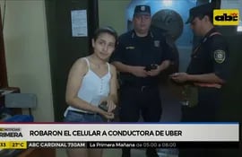 Robaron el celular a conductora de Uber