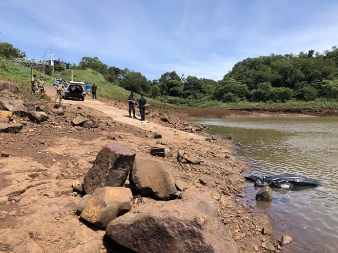 El cuerpo del joven Édgar Arnaldo Villalba Melgarejo fue hallado el sábado pasado en el río Paraná.