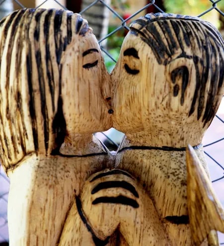 El amor después del amor. La escultura de la pareja es una de las más pedidas.