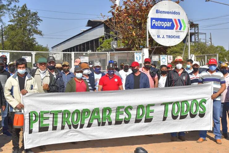 Cañicultores exigen equidad en distribución de cupos en Petropar.