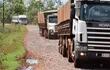 en-el-tramo-en-mal-estado-circulan-constante-mente-camiones-que-transportan-granos-al-puerto-paloma--205808000000-1689564.jpg
