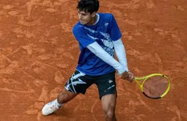 El tenista paraguayo Adolfo Daniel Vallejo durante el partido de los cuartos de final del ATP Challenger Tour Santa Fe, en Argentina.