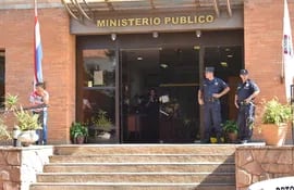 Fachada del Ministerio Público de Villarrica.