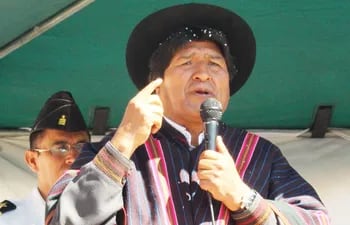 el-presidente-de-bolivia-evo-morales-es-cada-vez-mas-criticado-por-desconocer-un-referendum-que-le-nego-la-reeleccion-para-un-cuarto-mandato-efe-211000000000-1747186.jpg