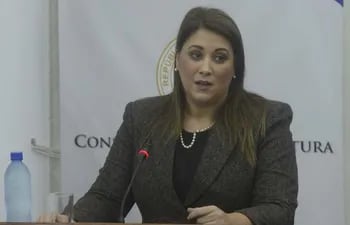 Abg. Patricia Rivarola Pérez, fiscala adjunta que dictaminó por el sobreseimiento definitivo de imputados.