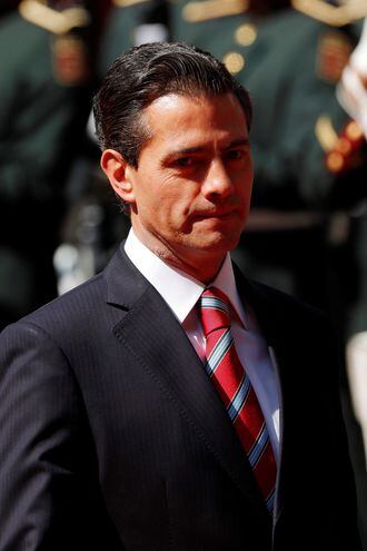 Fotografía de archivo del 21 de diciembre de 2017 que muestra al expresidente de México Enrique Peña Nieto, durante un acto protocolario en Ciudad de México (México).