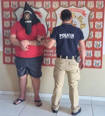Hugo Marcelo Socal Torres, detenido por agentes del Departamento de Investigaciones.