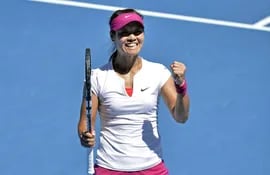 la-china-li-na-tras-vencer-a-la-checa-lucie-safarova-durante-un-juego-de-la-tercera-ronda-del-abierto-de-tenis-de-australia-disputado-en-melbourne--95517000000-1037624.JPG