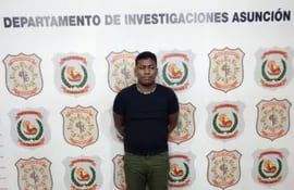 Detienen ex futbolista prófugo de la justicia, Jean Carlos Ordoñez González.