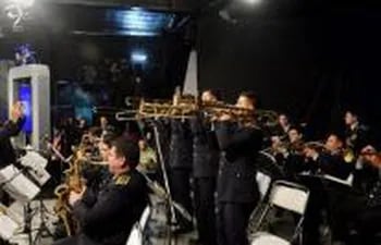La presentación de la Jazz Band de la Policía Nacional, es un aporte  de la institución policial dentro de la campaña denominada “Octubre Rosa” que busca llamar la atención sobre el cáncer de mama.