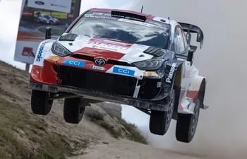 Kalle Rovanperä y Jonne Halttunen, volvieron a la senda del triunfo con el Toyota Yaris GR Rally1 Hybrid.