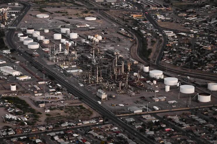 Refinería de petróleo en El Paso, Texas (EEUU). (AFP)