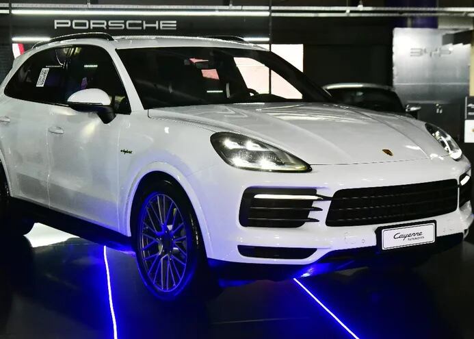 Los entusiastas de la marca pueden personalizar el Cayenne de sus sueños en el Porsche Car Configurator.