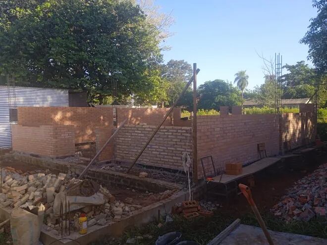 La obra en construcción corresponde a la escuela básica Nº 6614 María Auxiliadora de Chore