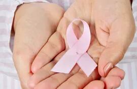cuando-una-mujer-atraviesa-por-una-enfermedad-como-el-cancer-de-mama-a-quienes-esta-parte-del-cuerpo-no-solo-nos-conecta-con-un-aspecto-importante-de-201340000000-1772041.jpg