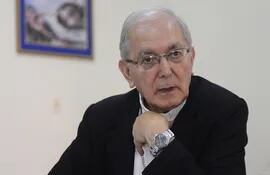 Arzobispo de Asunción, Mons. Edmundo Valenzuela, admite que Paraguay puede tener sacerdotes casados.