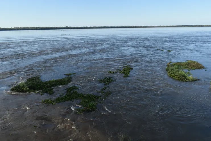Río Paraná - Ayolas