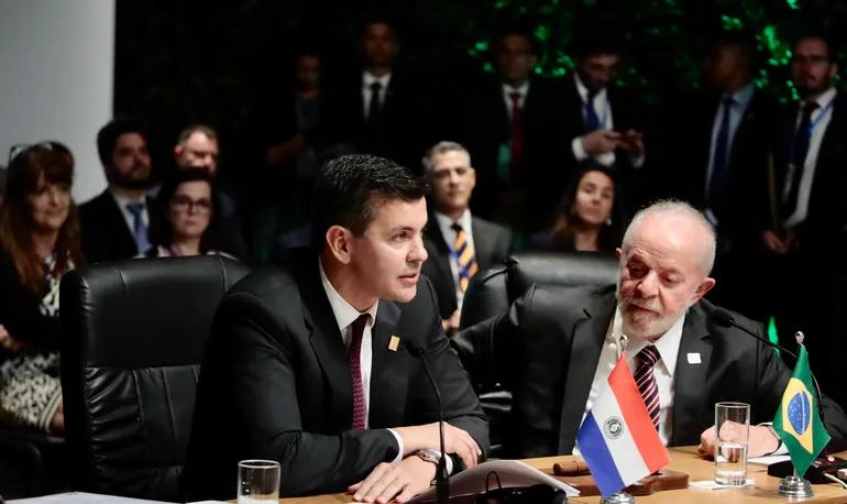 Presidente de la República de Paraguay, Santiago Peña, en la cumbre de Mercosur.