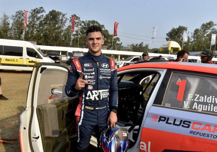 Tercera victoria al hilo en tres carreras del campeón nacional de super prime, Fabrizio Zaldívar, acompañado por Víctor Aguilera en el Hyundai i20 N.