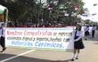 los-estudiantes-de-tobati-portaron-carteles-en-defensa-de-las-ceramicas-durante-el-desfile-en-homenaje-a-la-patria-y-la-madre--223935000000-1460435.jpg