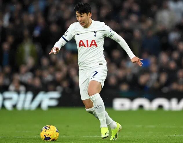 Son Heung-min jugó el sábado pasado con dos dedos entablillados el partido que Tottenham le ganó al Brighton por la Premier League.