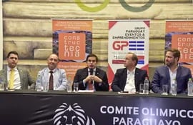 El ministro Juan Carlos Baruja participó del lanzamiento del Constructecnia y en la ocasión dio detalles de los planes del gobierno y del programa "Che Róga Porã"