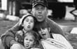 Bruce Willis con sus hijas Rumer, Tallulah y Scout, quienes nacieron de su unión con Demi Moore.