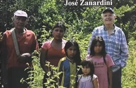 Portada del libro "Luces en la selva", del Dr. José Zanardini, que hoy será presentado en un acto virtual.