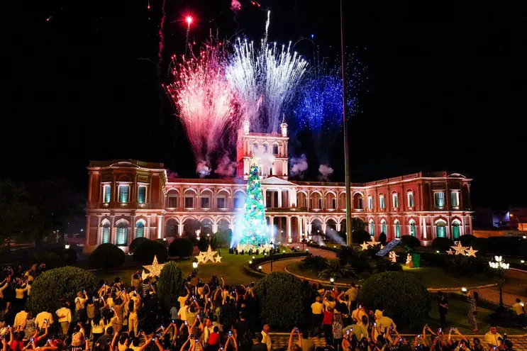 Navidad árbol Palacio López Asunción