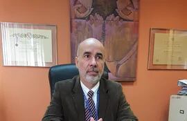 El exjuez Pedro Mayor Martínez hizo hincapié en que el Poder Judicial “está dispensado de cumplir con una decisión proveniente del Poder Legislativo absolutamente inconstitucional”.