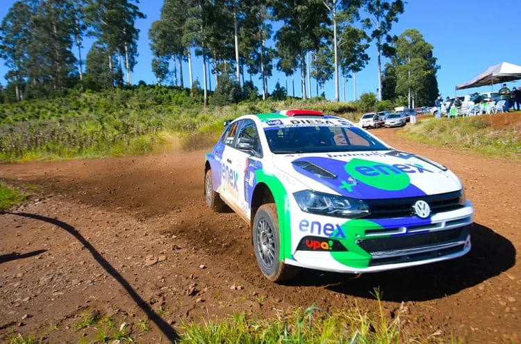 Augusto Bestard fue el ganador de la última edición del Rally de Erechim, en el 2022, junto con el argentino José Luis Díaz al mando de un VW Polo GTI R5.