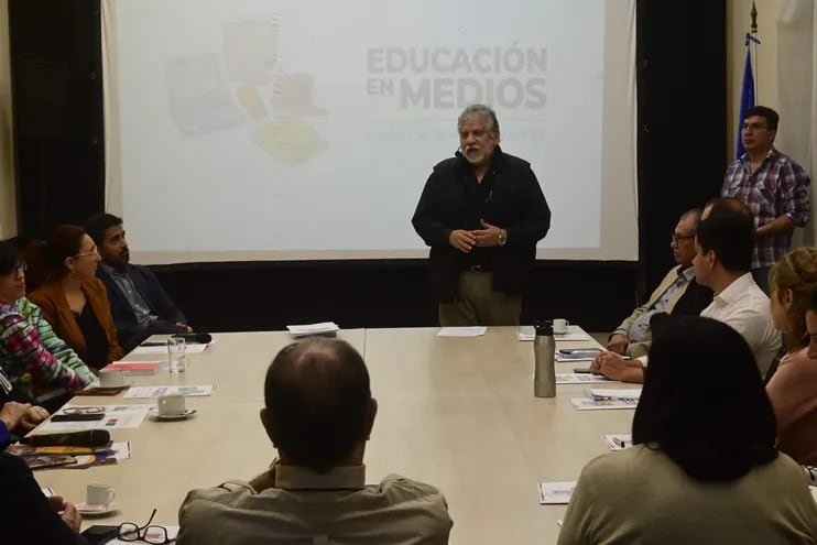 El Observatorio Educativo Ciudadano presentó hoy su nueva herramienta: "Educación en medios", para monitorear el tratamiento de noticias educativas en los medios de comunicación.