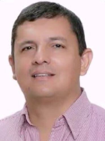 El supervisor y precandidato a la intendencia Alberto Candia por el Movimiento  “Carapeguá para Todos”.