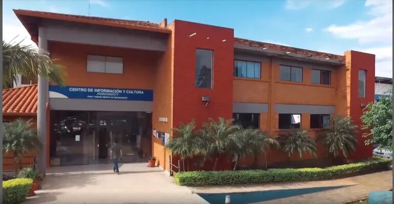 Sede de la Facultad Politécnica de la Universidad Nacional de Asunción.